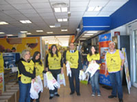 raccolta alimentare solidariet&agrave; 2009