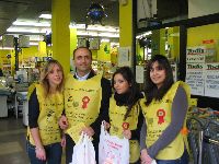 raccolta alimentare solidariet&agrave; 2010